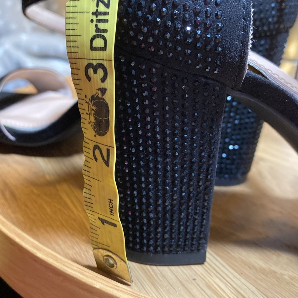 KELLY & KATIE black sequins sparkle strappy heels. Worn once. Size US 7.5. CUTE! - Picture 13 of 13